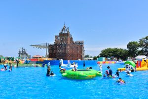 伊豆ぐらんぱる公園に「ウォーターランドぷるぷる」オープン　8/10～15は夜の水遊びゾーンも登場