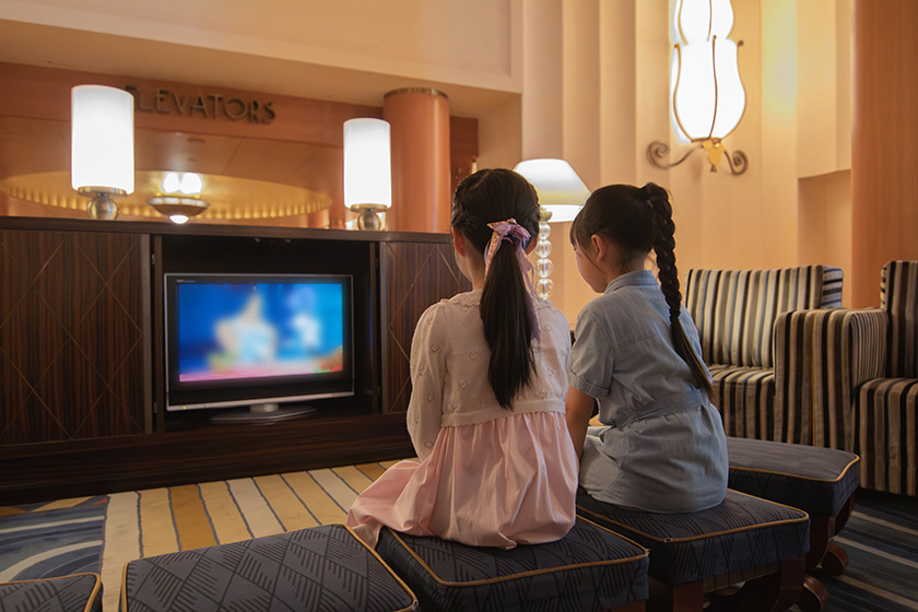 チルドレンズエリアで映画鑑賞/ディズニーアンバサダーホテル