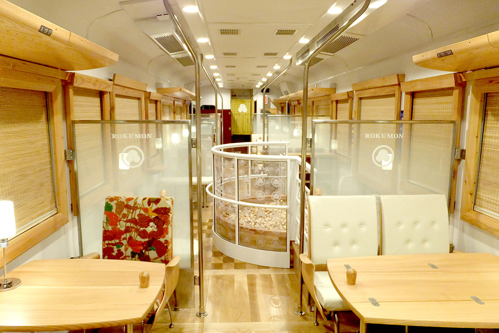 1号車イメージ/ろくもん（しなの鉄道：軽井沢～長野）