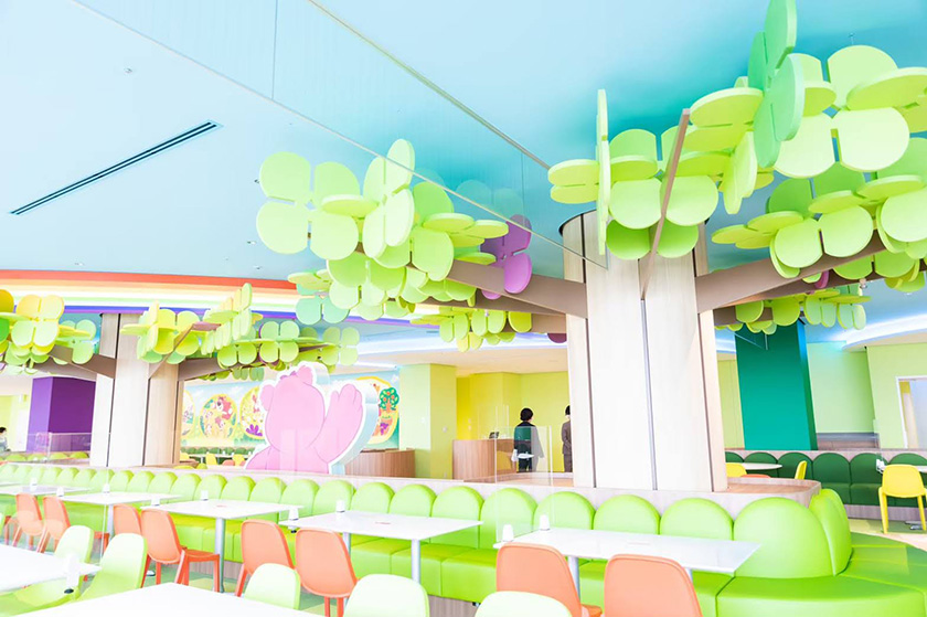 ロッツォ・ガーデンカフェ」店内/東京ディズニーリゾート・トイ・ストーリーホテル(千葉県/浦安市)