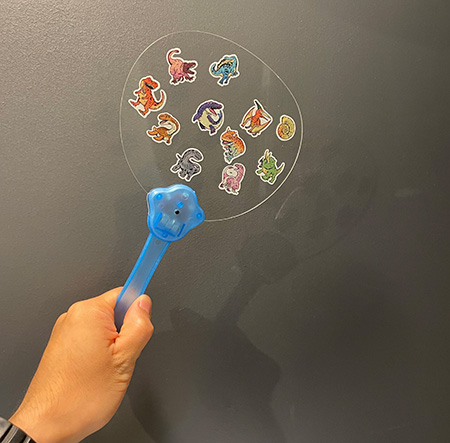 光る恐竜うちわ/サンシャイン60展望台（東京都/豊島区）