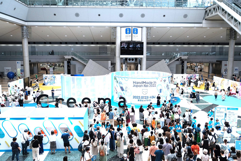 HandMade In Japan Fes’ 2024「会場入り口のアトリウム」/東京ビッグサイト（東京都/江東区）