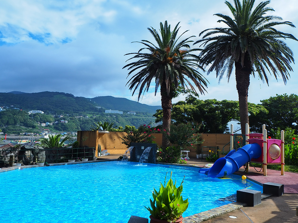 夏限定の屋外プール/貸切風呂の宿稲取赤尾ホテル海諷廊(静岡県/東伊⾖町)