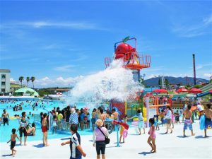 九州・沖縄のおすすめプール(2025)子ども用・幼児用・流れるプール・スライダーが満載!