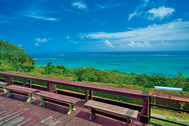 アジアン・ハーブレストラン カフェくるくま（沖縄県／南城市）