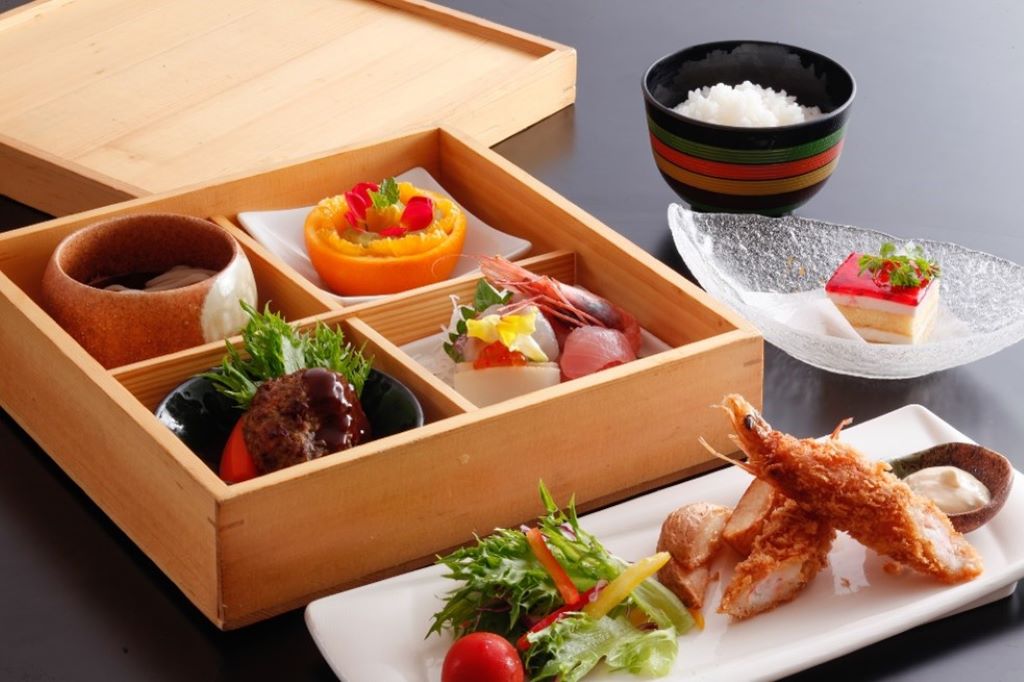 ダイニング「TAJIMA」のメニュー一例/有馬温泉 兵衛向陽閣(兵庫県/神戸市)