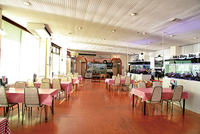 シーサイドドライブイン　（沖縄県/恩納村）