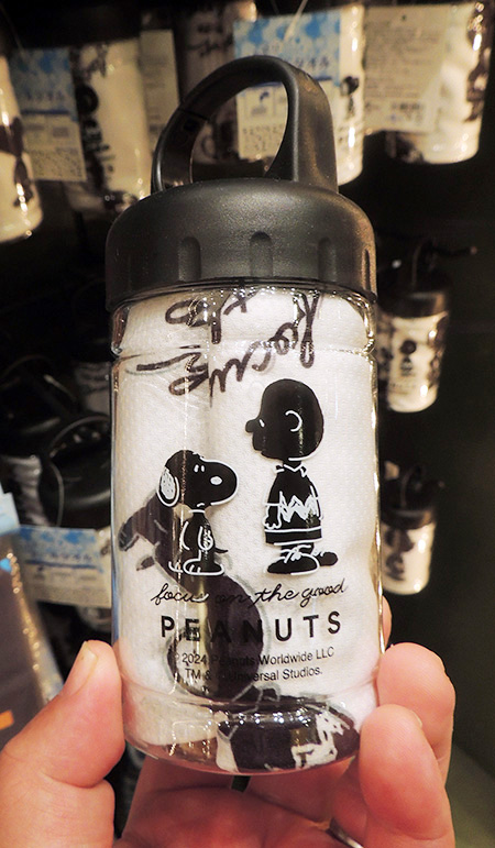 スヌーピーのひんやりタオル/ユニバーサル・スタジオ・ジャパン（大阪府/大阪市）