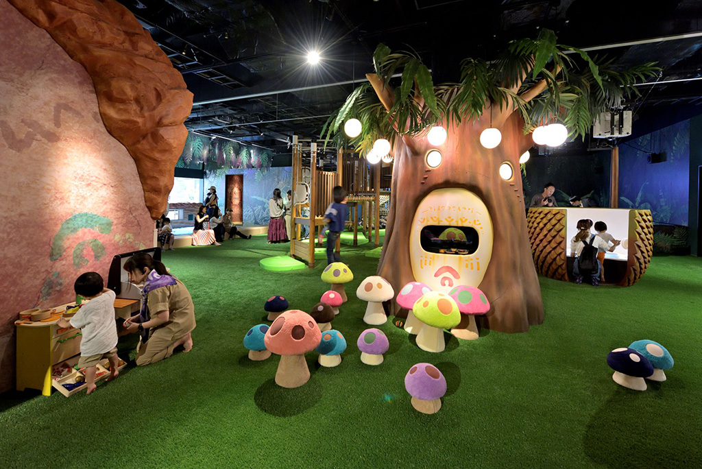 「草原エリア」/屋内・冒険の島 ドコドコ（東京都/立川市）