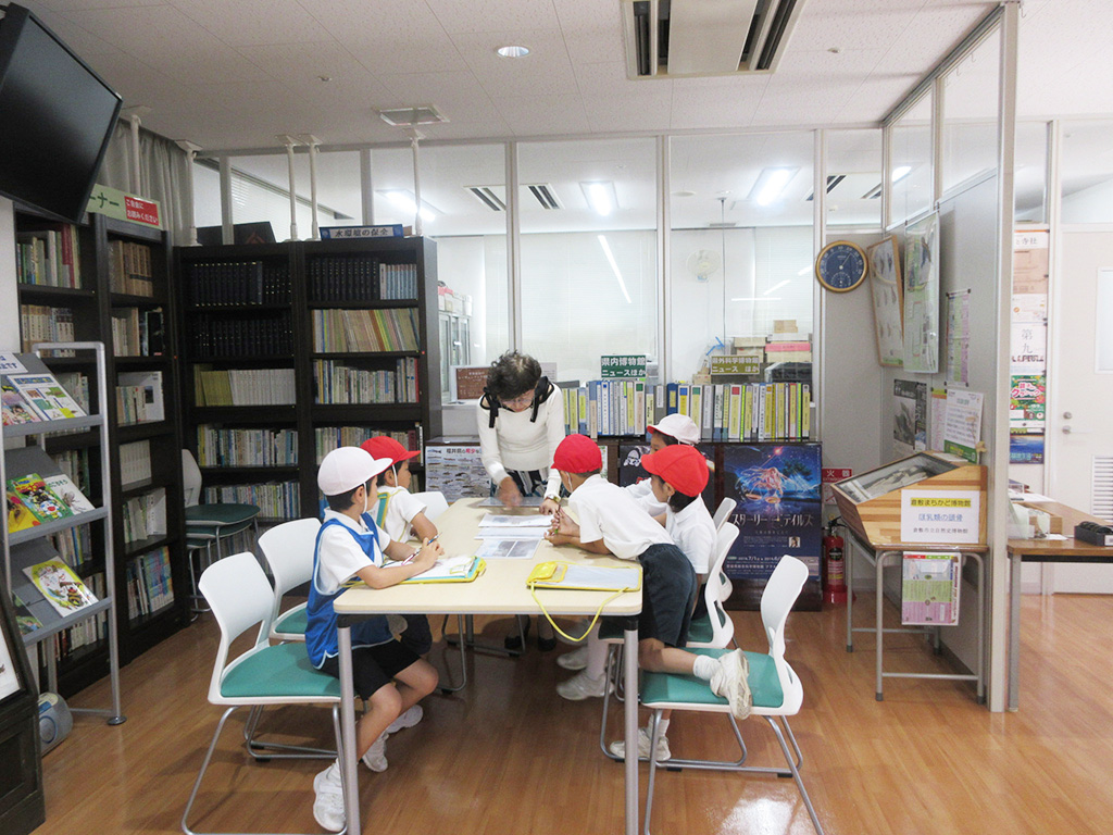 図書コーナー/倉敷昆虫館(岡山県/倉敷市)