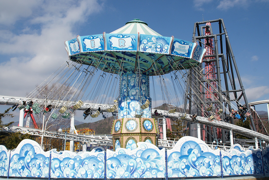 ウェーブスィンガー/富士急ハイランド(山梨県/富士吉田市)