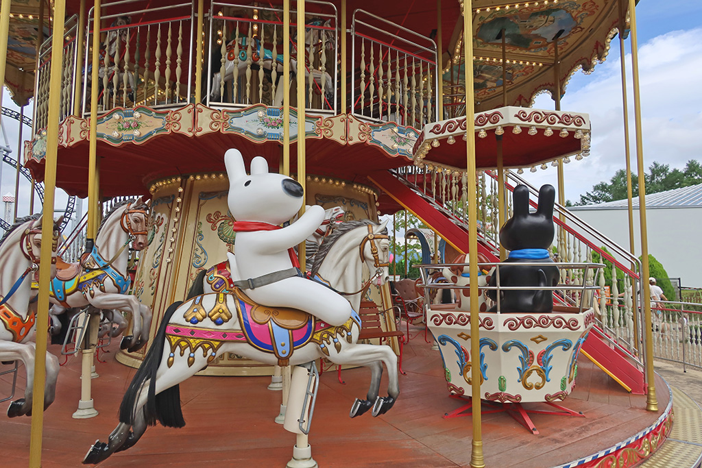 エッフェル塔のカルーセル/富士急ハイランド(山梨県/富士吉田市)