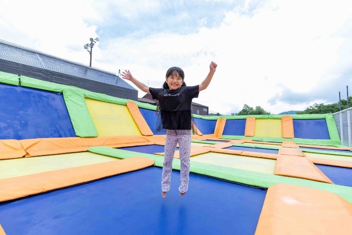 「トランポリン」/つがいけアウトドアビレッジ「サイクルパーク」（長野県/小谷村）