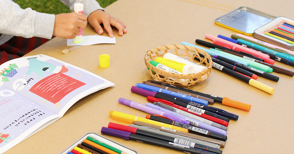 ワークショップの様子/やってみようえほん展　～夏だ！ 海だ！ えほんだ！～/BABA-BASE（東京都/豊島区）