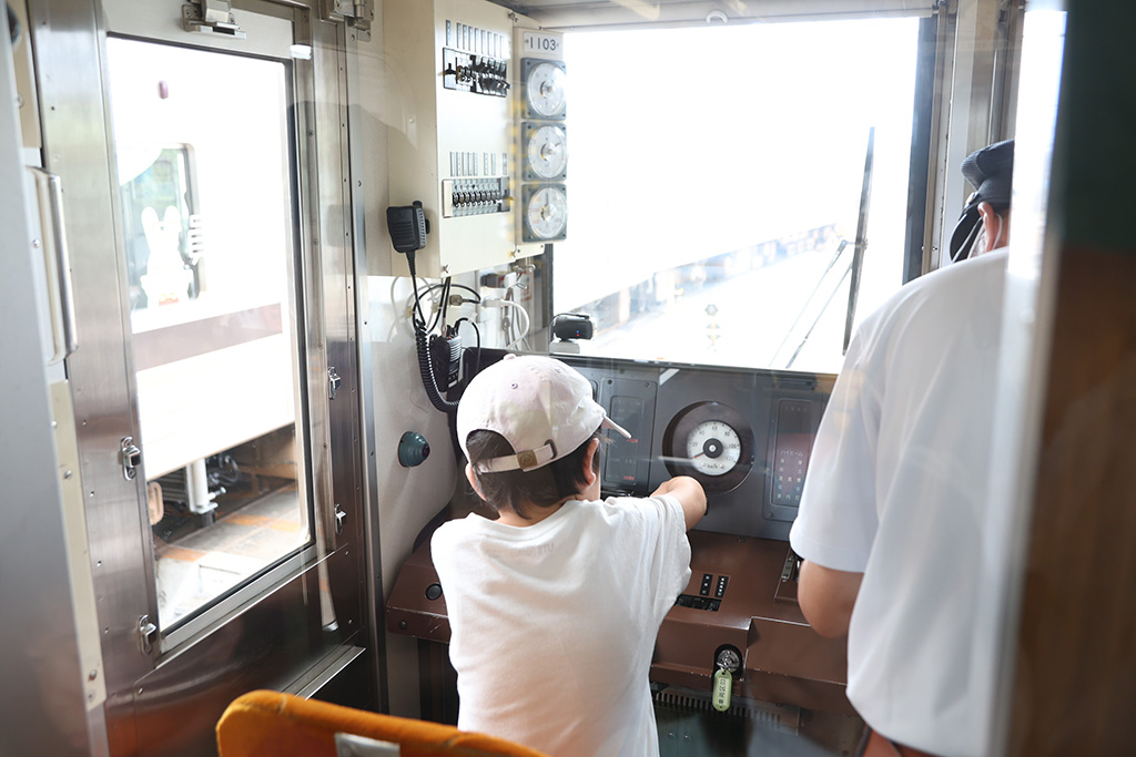運転体験の様子/桜水車両基地（福島県）