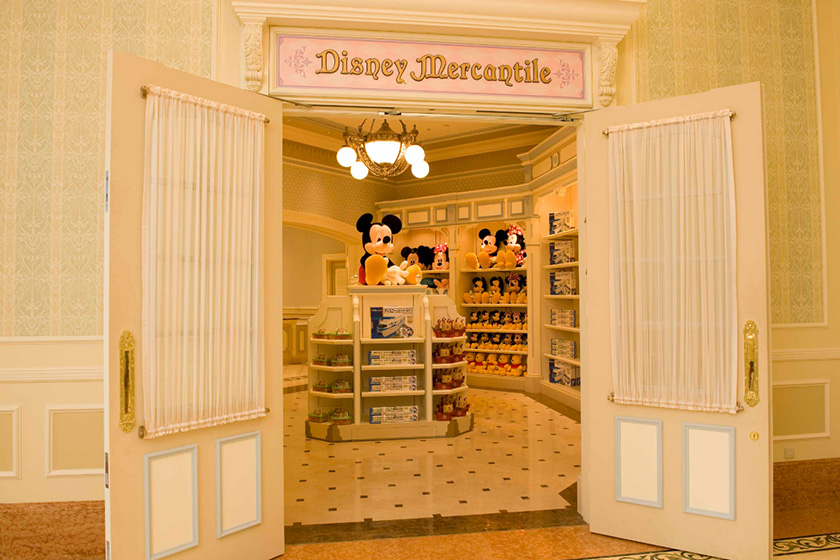 ホテル1階にあるショップ「ディズニー・マーカンタイル」/東京ディズニーランドホテル（千葉県/浦安市）