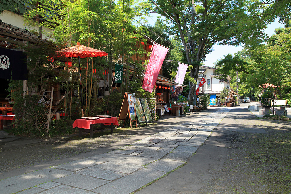 山門へと続く参道/深大寺（東京都/調布市）