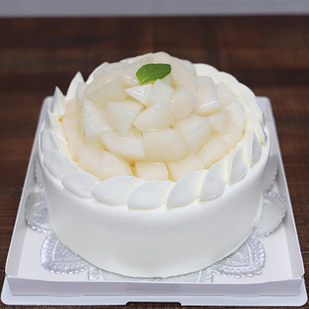 「梨の生クリームデコレーションケーキ（5914円）」/ケーキファクトリーホイップ（東京都/稲城市）