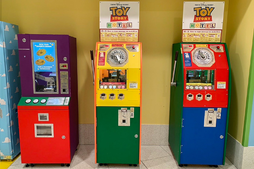 「メダリオン機」各種/東京ディズニーリゾート・トイ・ストーリーホテル(千葉県/浦安市)