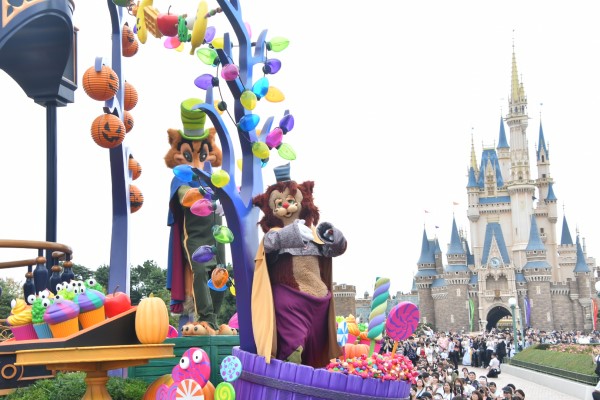 『ピノキオ』のコンビ・ファウルフェローとギデオン│「ディズニー・ハロウィーン」/東京ディズニーランド（千葉県/浦安市）