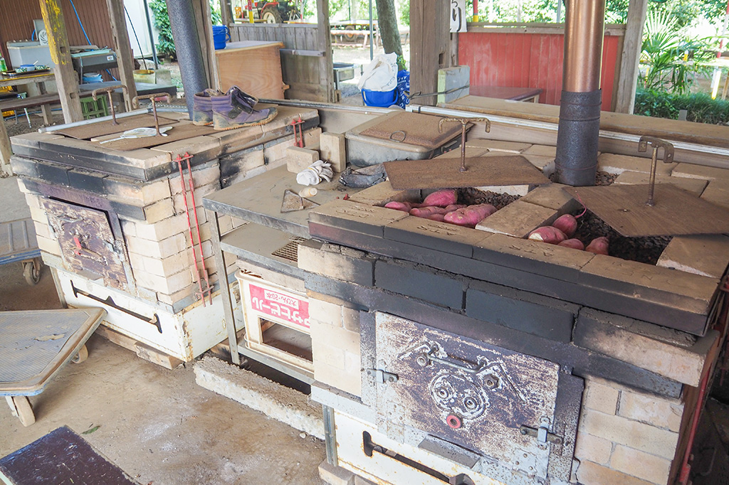 受付近くにあるピザ窯/小山農園（千葉県/成田市）
