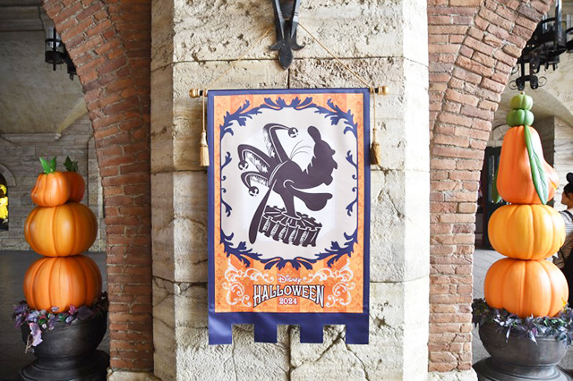 キャラクターの形をしたバナー/東京ディズニーシー(千葉県/浦安市)