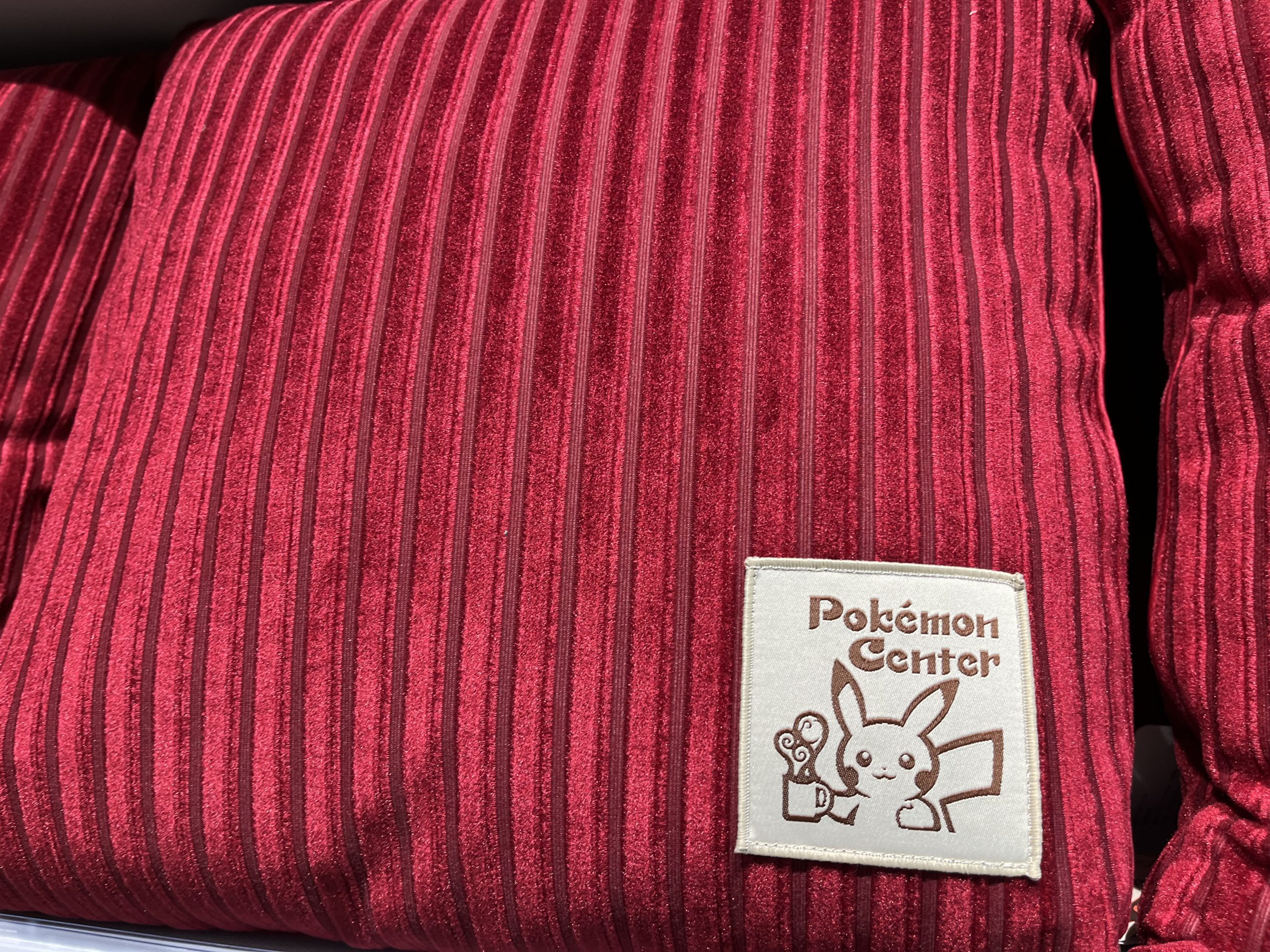 コメダ珈琲店×ポケモンセンターナゴヤ　ロゴ