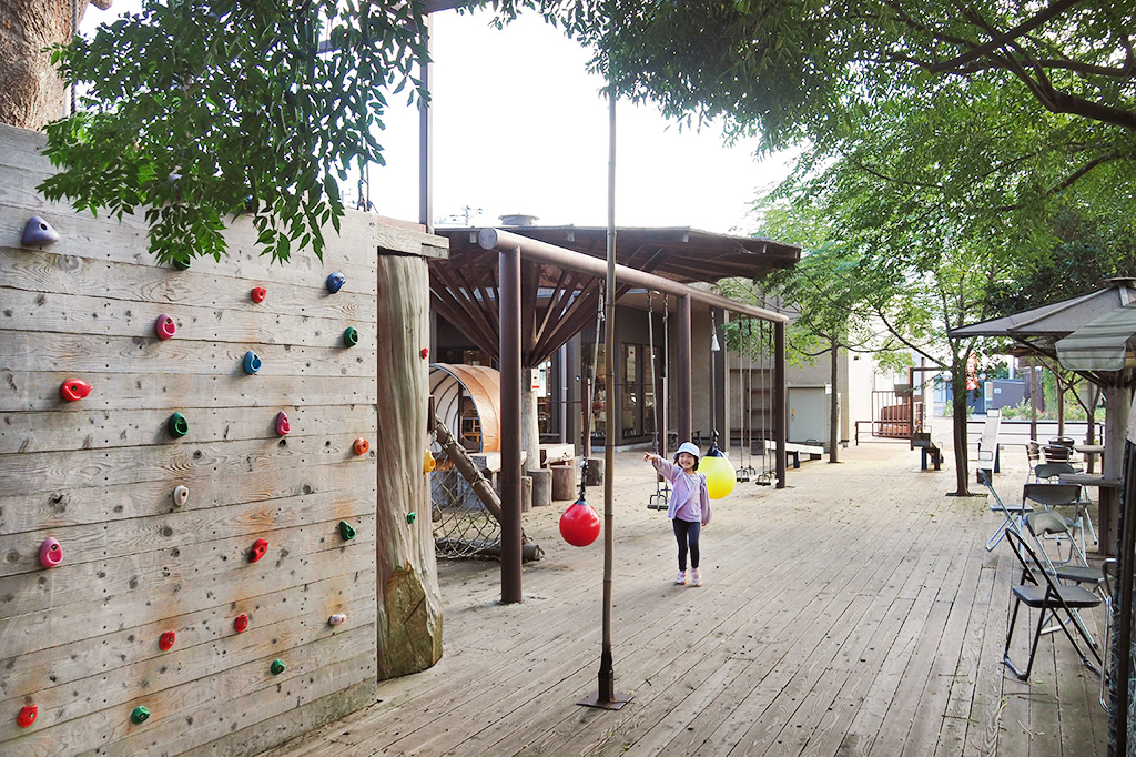 ボルダリングなどの複合遊具/成田ファームランド(千葉県/成田市)