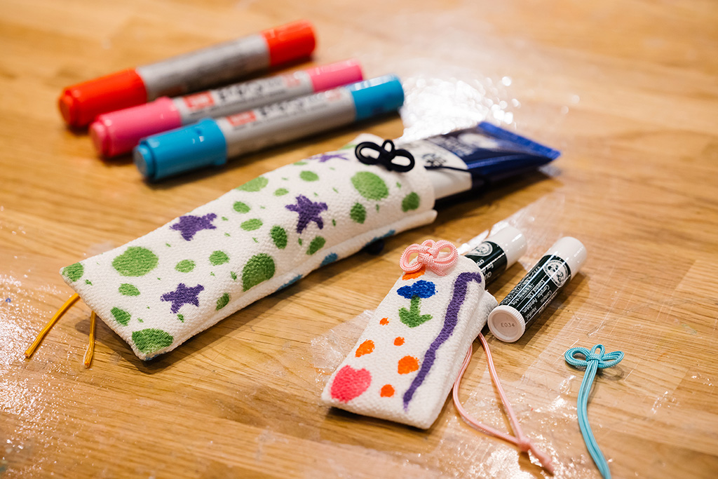 メンソレータムのお守り袋を作るワークショップ/LAY! PARK×ロート製薬 「やさしいおせっかい」なあそび（東京都/立川市）