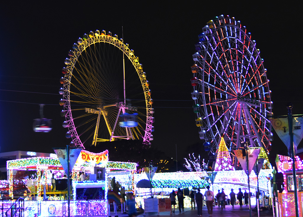 夜のツイン観覧車/よみうりランド(東京都/稲城市)