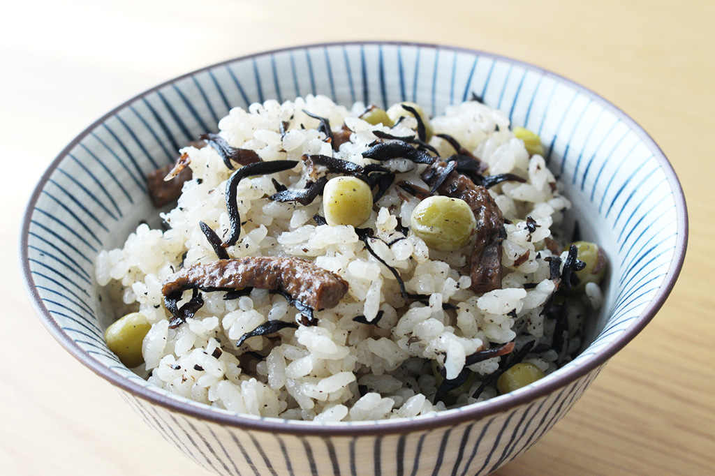 枝豆とひじきの炊き込みご飯/新潟県の特産品「枝豆」
