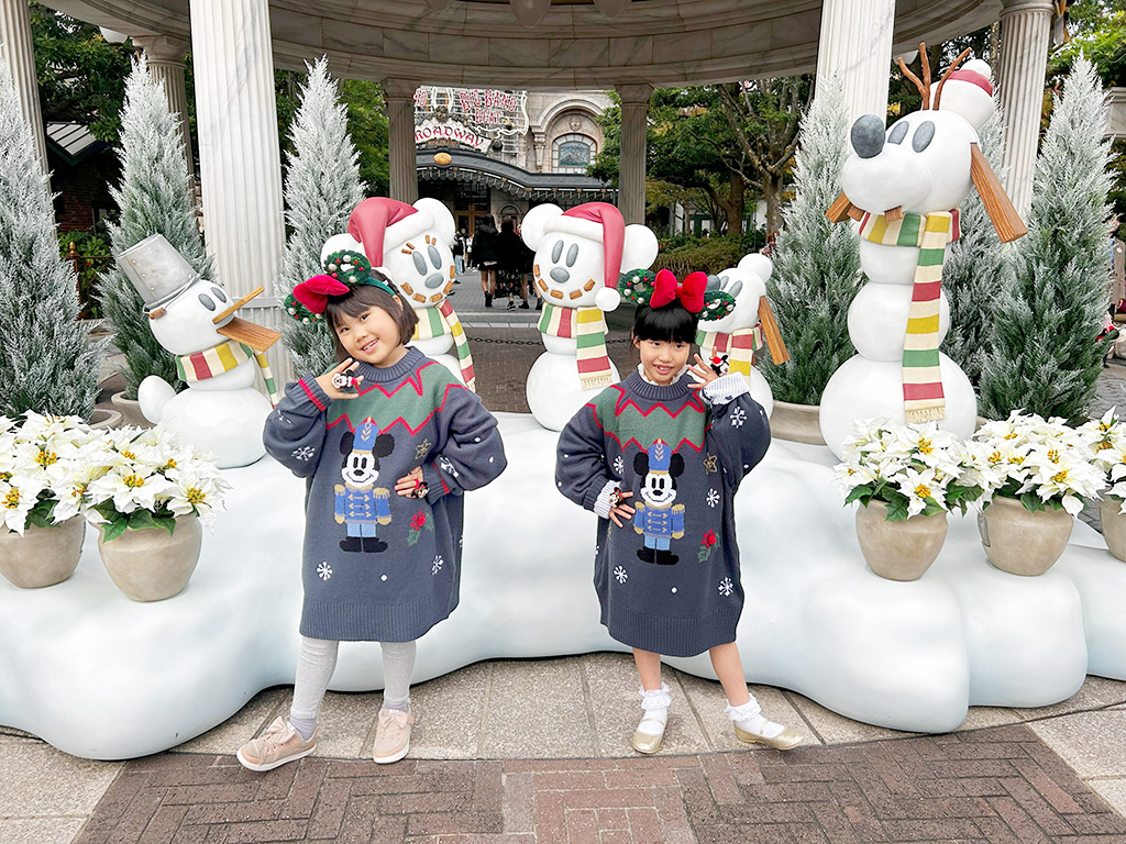 スノーマンになったディズニーの仲間たちがあるフォトスポット│2024クリスマス/東京ディズニーシー(千葉県/舞浜市)