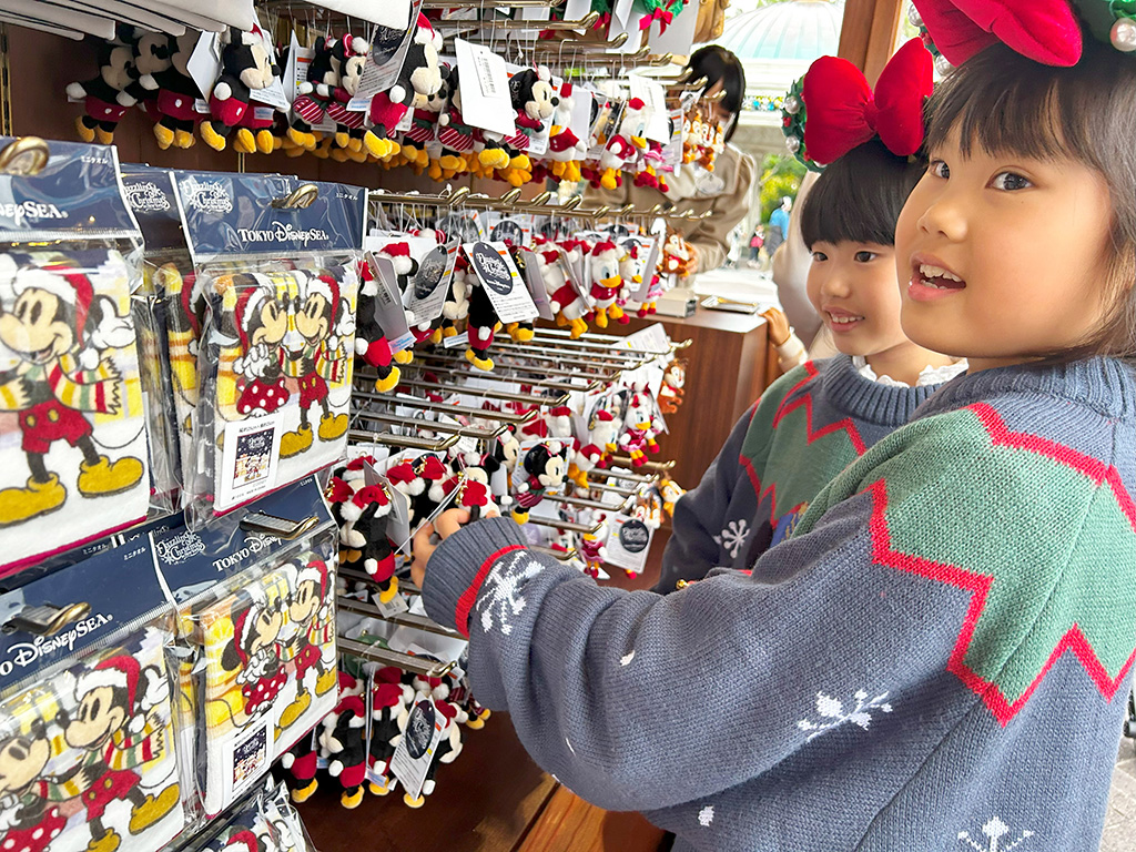 東京ディズニーシー限定2024年クリスマスグッズ/東京ディズニーリゾート（千葉県/舞浜市）