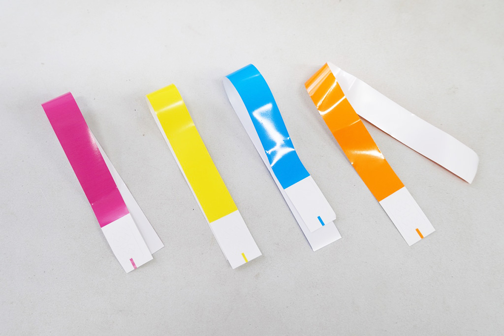 受付で配布されるリストバンド/ボウケンノモリNAGAI（大阪府/大阪市）