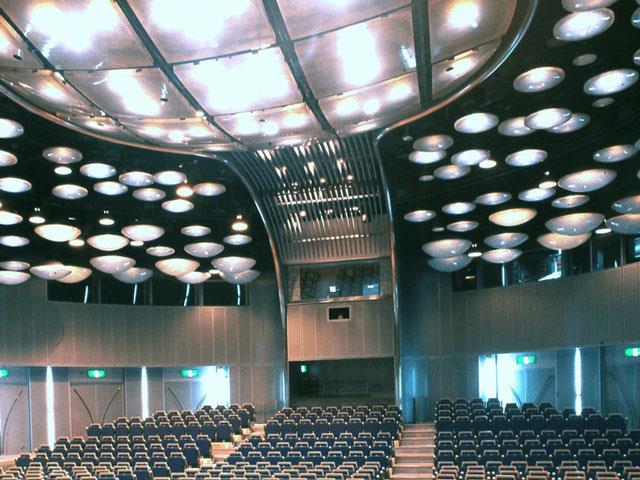 ショーやコンサートも行えるオルビスホール/神戸ファッション美術館(兵庫県/神戸市)