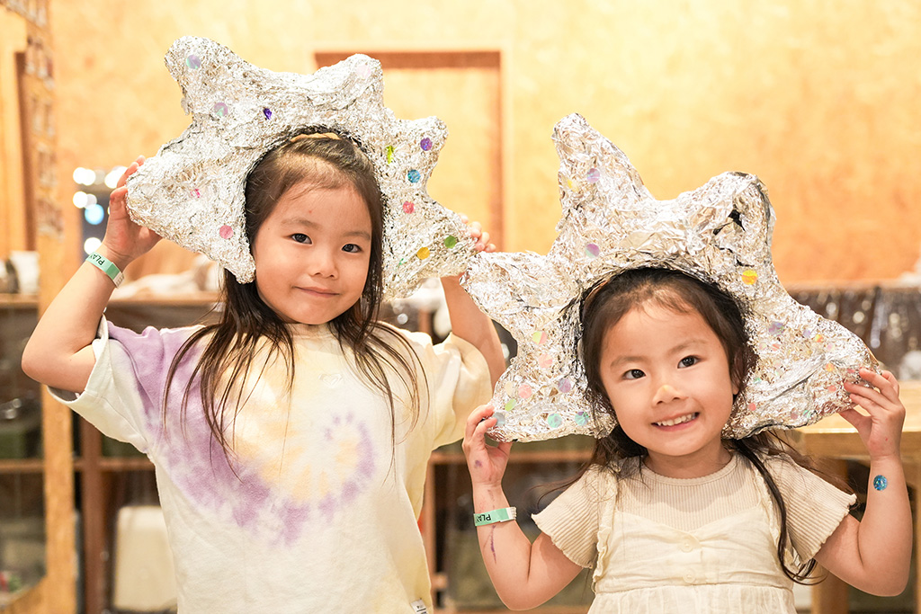 クリスマスツリーの一番上で輝く「てっぺん星」に変身│クリスマスまつり/PLAY! PARK（東京都/立川市）