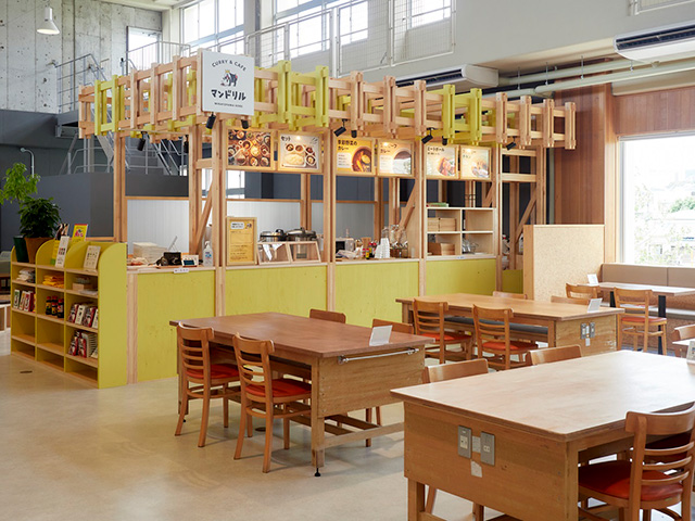 カレー専門店「マンドリル」/NATURE STUDIO(ネイチャースタジオ)(兵庫県/神戸市)