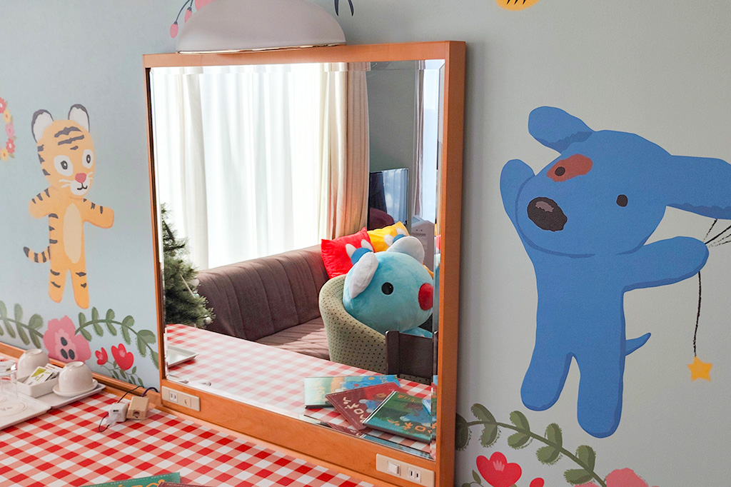 大きな鏡/「うっかりペネロペ」×品川プリンスホテル コラボレーションルーム（東京都/港区）