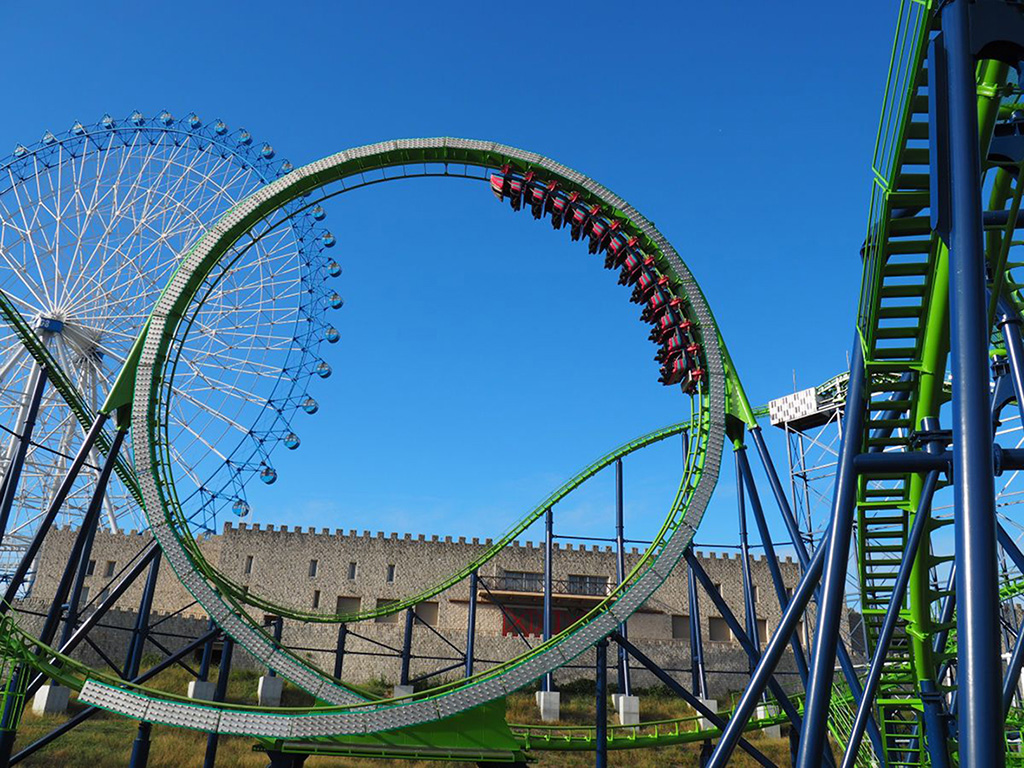 姫路セントラルパークのコースター「ヴィーナスGP」