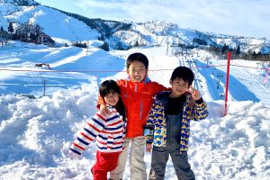 ゲレンデが目の前！子連れスキー・スノボ旅行の人気宿は？るるぶKidsからの予約で最大1万円オフ！