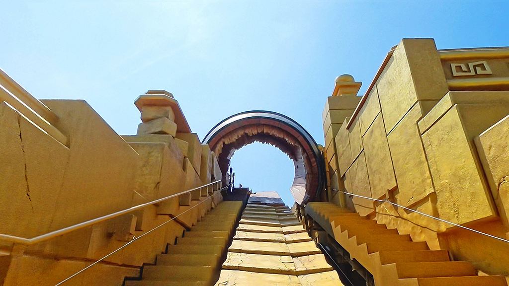 ドキドキの最初の上昇/ユニバーサル・スタジオ・ジャパン「ドンキーコング・カントリー」(大阪府/大阪市)