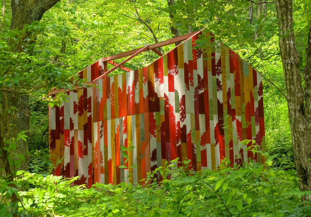 森のアンリの小屋　2015