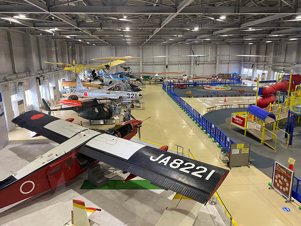 1階の実機展示場/石川県立航空プラザ（石川県/小松市）