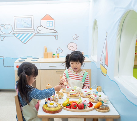 ままごとが楽しめる「たべものエリア」/すみっコぐらしあそびスタジオ（北海道・大阪府・愛知県）