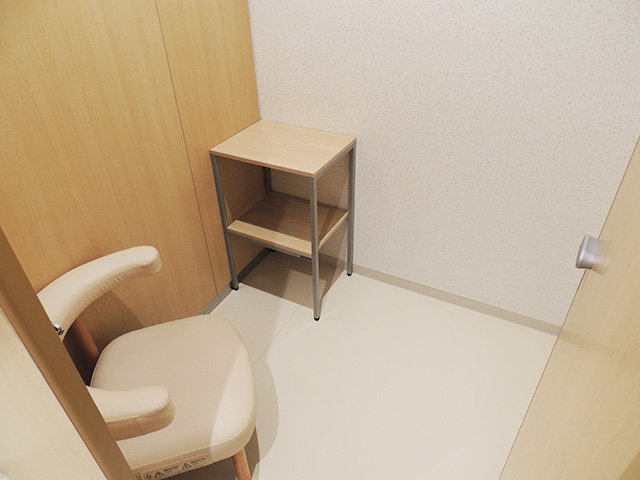 授乳室の個室/神戸須磨シーワールド（兵庫県/神戸市）