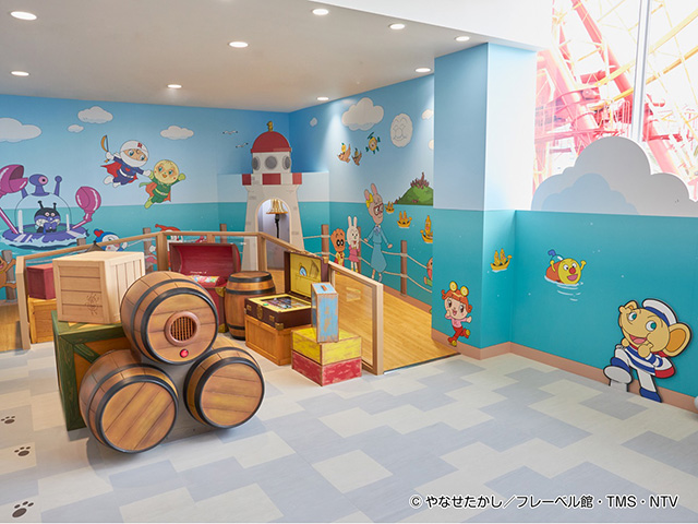 明るく開放的な「おでむかえひろば」/神戸アンパンマンこどもミュージアム＆モール（兵庫県/神戸市）