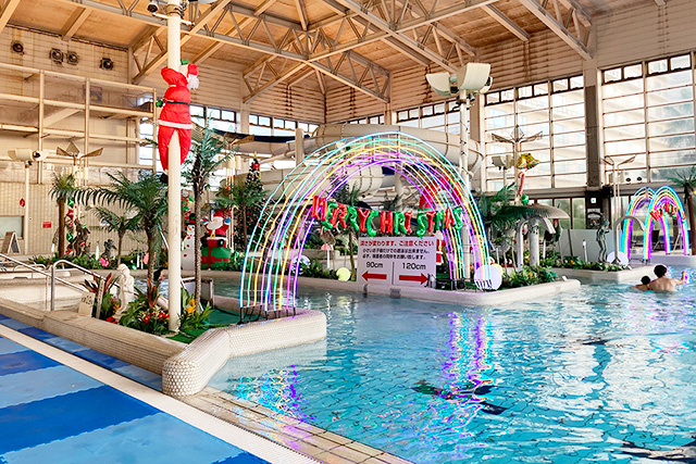 室内プール「アトラクションスパ」/ホテル三日月 龍宮亭(千葉県/木更津市)