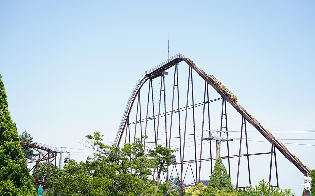 よみうりランドのコースター「バンデット」（東京都）