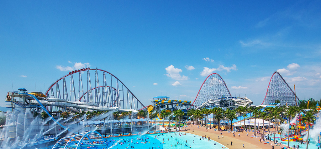 ナガシマスパーランドのコースター「スチールドラゴン2000」（三重県）