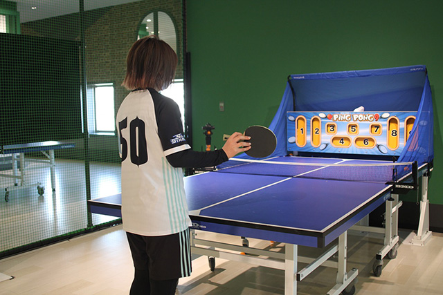 ピンポン球を打って9枚のパネルを抜く「PINGPONG9」/神戸スーパースタジアム（兵庫県/神戸市）